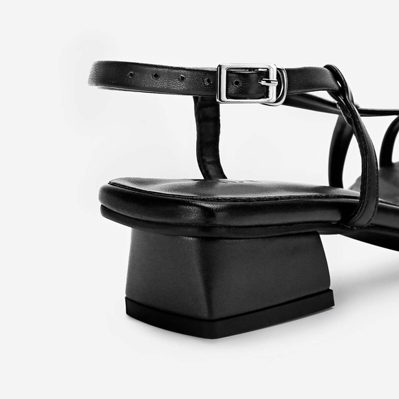 TIJN Kaia black sandals - Picture 3 of 11